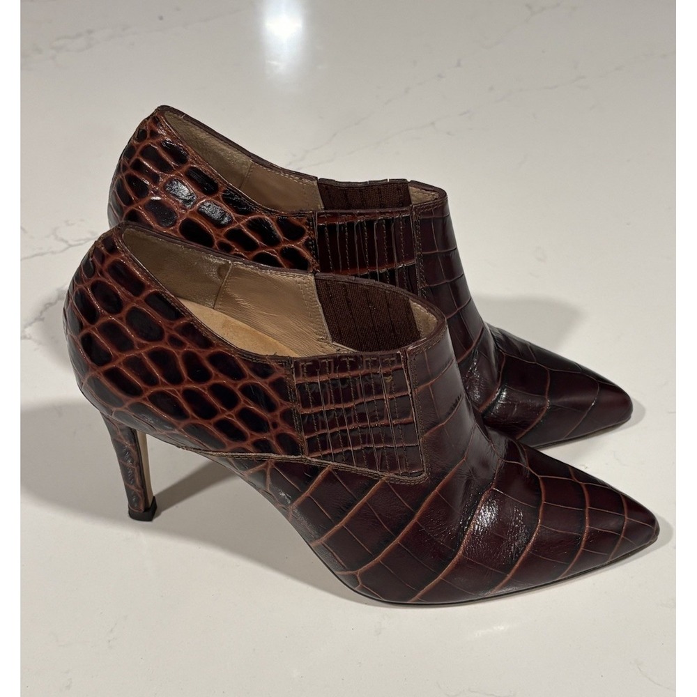 Inez Marisol Brown Leather Croc Embossed Pointed Toe Slip-On Ankle Bootie Sz 6W